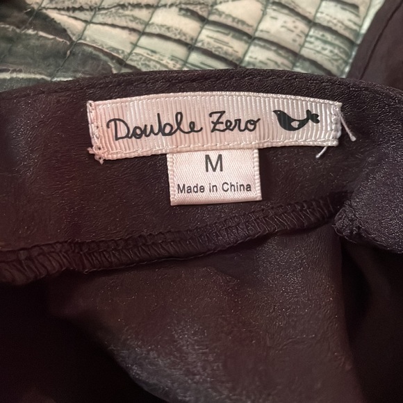 Black Double Zero Blouse Size Medium - Picture 3 of 3